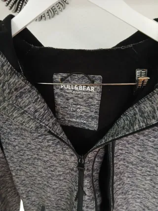 Chaqueta Pull & Bear gris Talla L