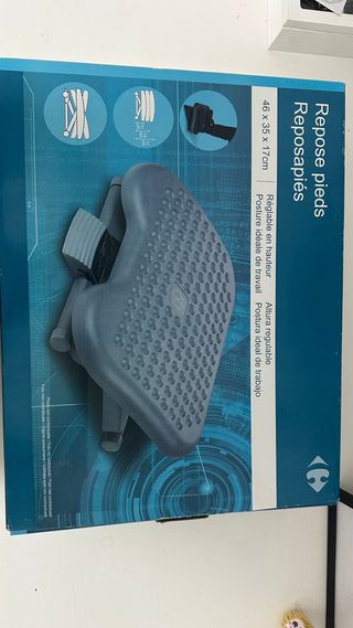 Reposapiés ajustable para oficina nuevo a estrenar