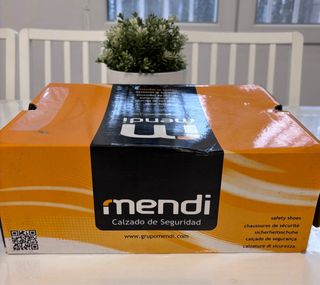 Zapatos de seguridad Mendi negros y grises