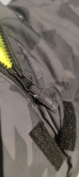 Chaqueta Snow Billabong negra y Amarilla