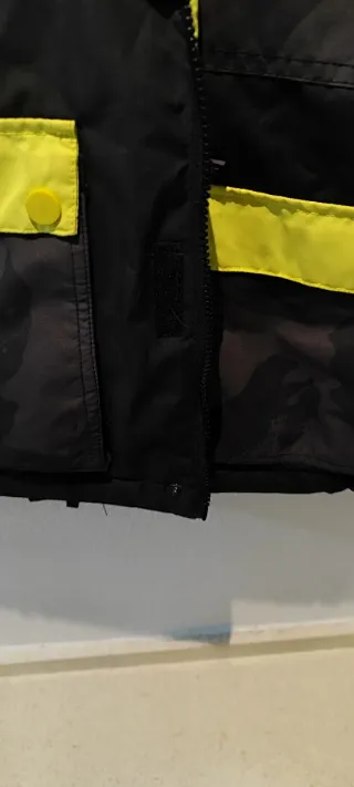 Chaqueta Snow Billabong negra y Amarilla