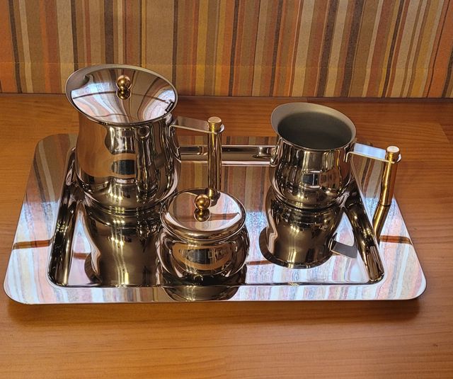 Juego de café de acero