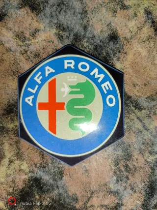 Magnetino Alfa Romeo