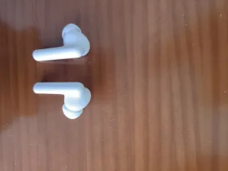 Auriculares inalámbricos OPPO blancos