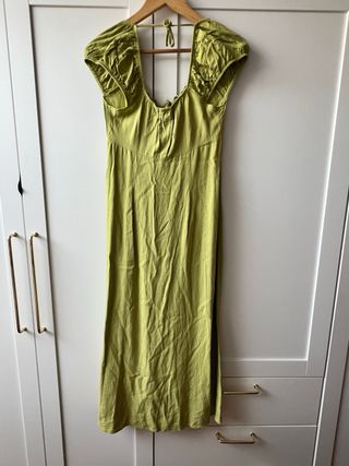 Vestido midi verde de botones