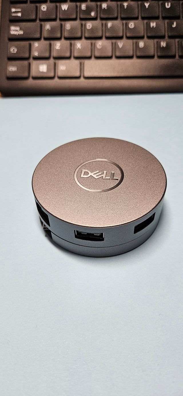 Adaptador multipuerto 6 en 1 Dell