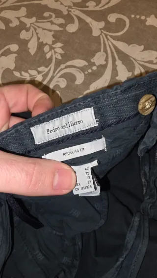 2 Chinos Pedro del Hierro Talla 42 + Camisa M