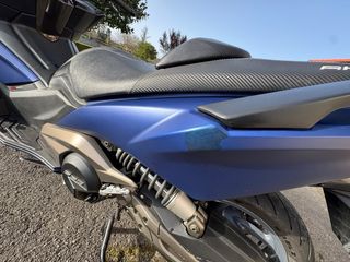 Maxi Scooter Kymco AK550 Azul