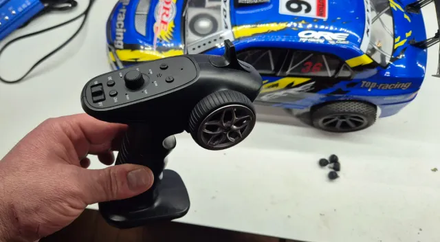 Coche RC 4x4 Brushless 1/10