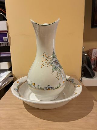 Jofaina/palangana y jarra decorada de 32cm de alto
