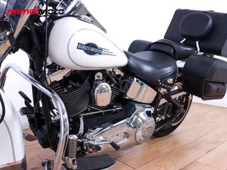HARLEY DAVIDSON SOFTAIL HERITAGE CLASSIC FLSTC