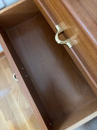 Mesita de noche madera con cajones