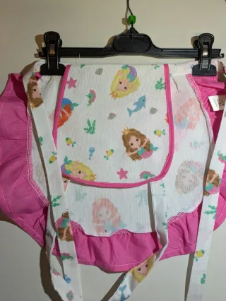 Grembiule bimba sirene e cuore rosa 10€ l'uno