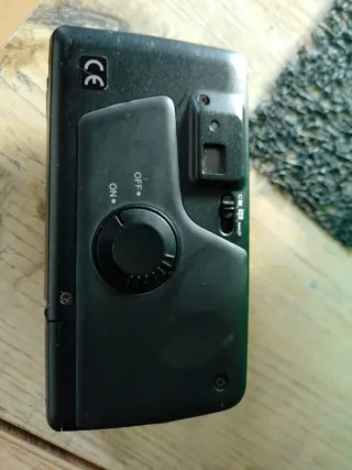 Yashica Acclaim Zoom 200 Cámara