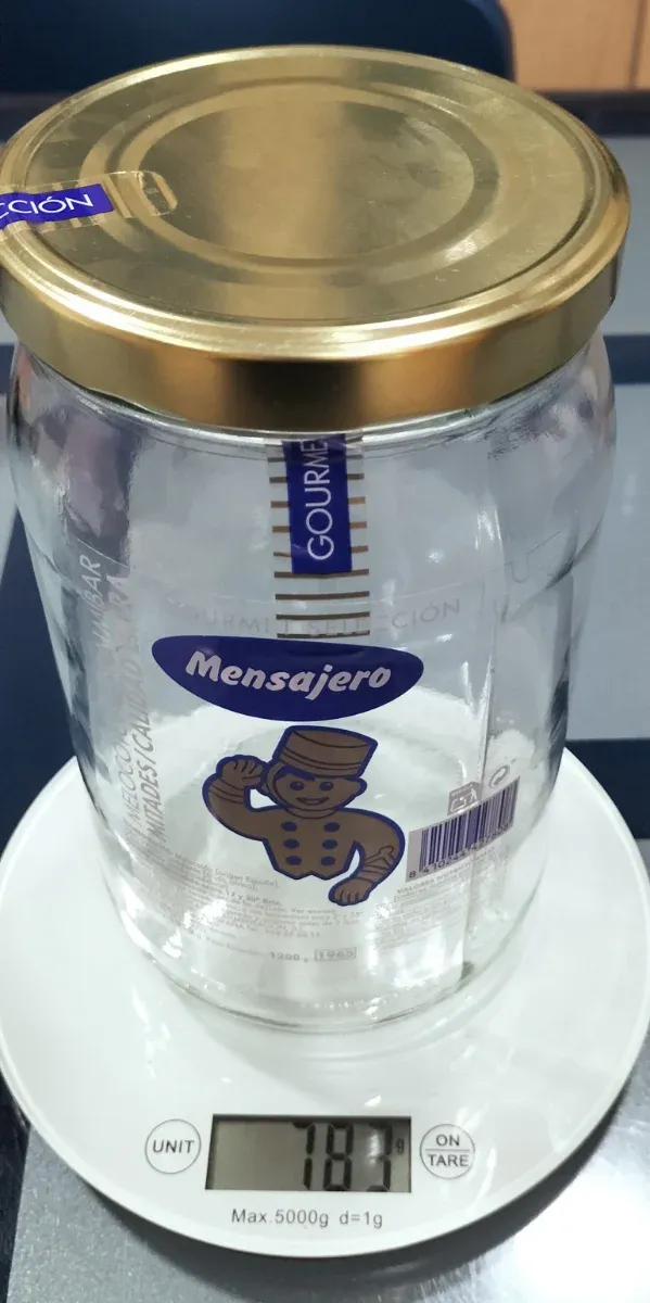 Tarro grande de cristal vacío