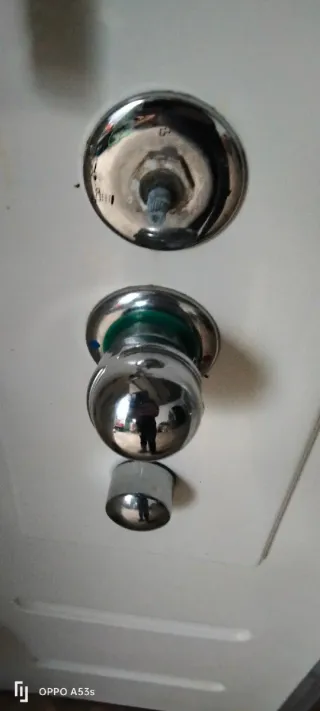 Cabina de ducha moderna blanca