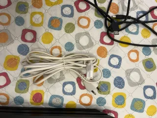 Consola PS4 Pro 1TB (2019) + Cables