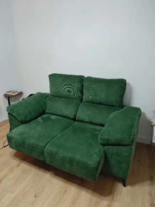 Sofá verde de pana
