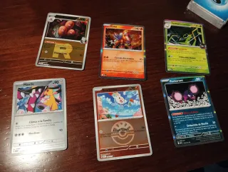 Pack héroes ascendentes etb + regalos