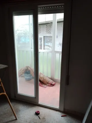 Ventanas de aluminio 40 e unidad 1,20 ancho 1,43 a