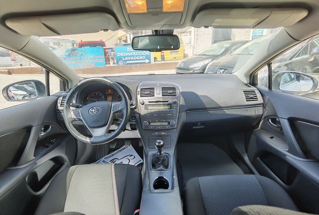 Toyota Avensis D4D - ETIQUETA B