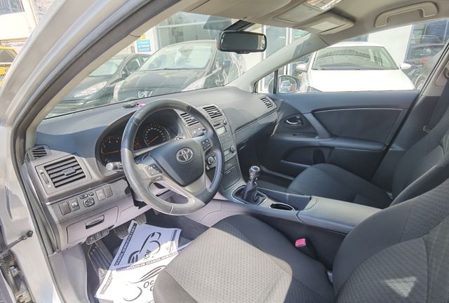 Toyota Avensis D4D - ETIQUETA B