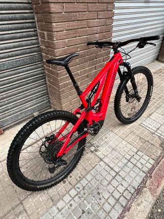 Bicicleta Specialized Turbo Levo 750