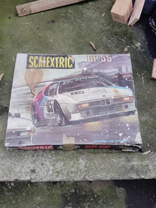 Scalextric - Caja de pistas y coche