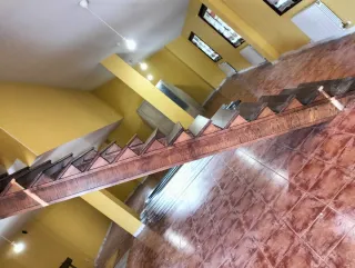 Escalera de madera no se hacen envios