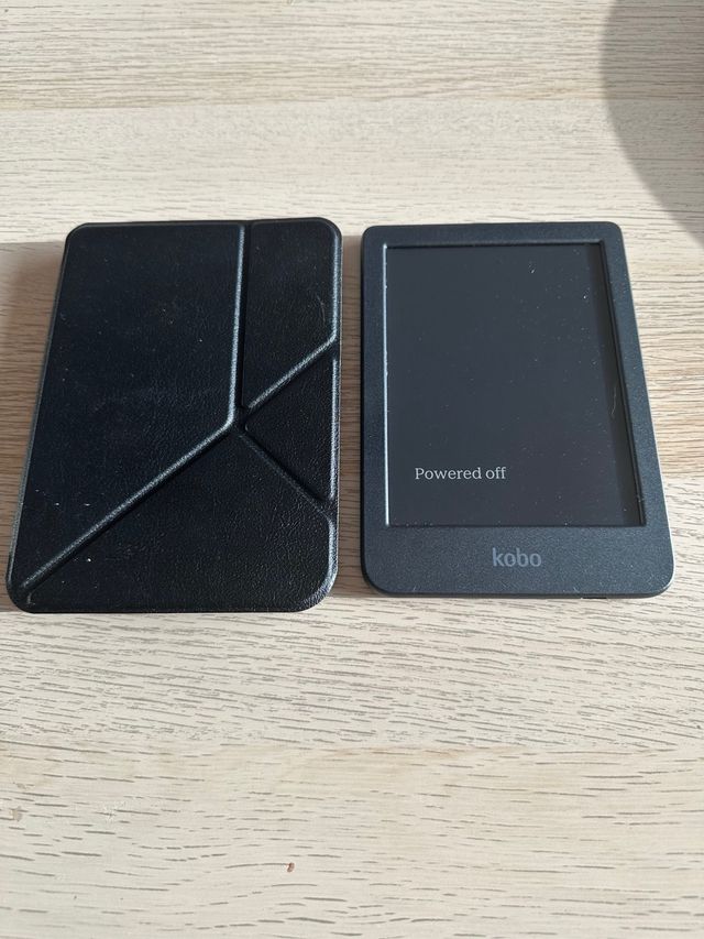Kobo Clara Colour con funda