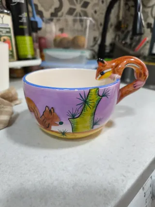 LOTE DE TAZAS+REGALO BOTELLAS Y TAZON DE ARDILLA
