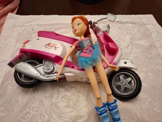 Moto y Muñeca Winx Club