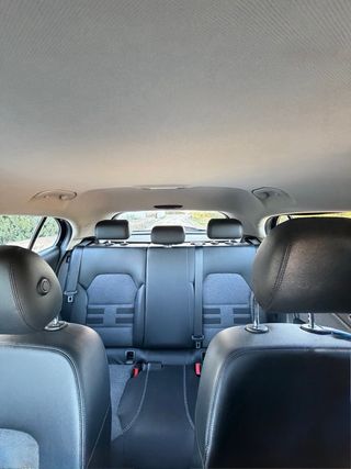 Mercedes-Benz GLA 200 2014