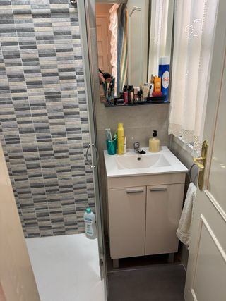 Se vende casa adosada,de 4 dormitorios