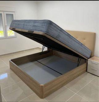 Liquidación:canapes y colchones armarios y sofas?