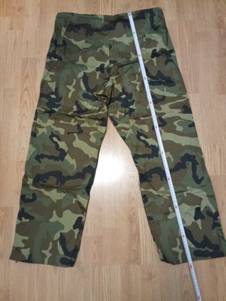 Pantalón impermeable camuflaje