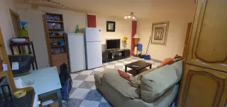 Se alquila habitación