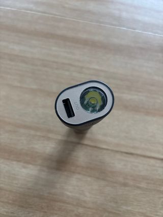 Cargador Coche Linterna Magnética