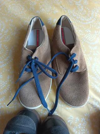 Lote 4 pares zapatos infantiles