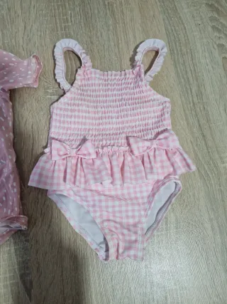 Lote bañadores bebé 6-9 meses
