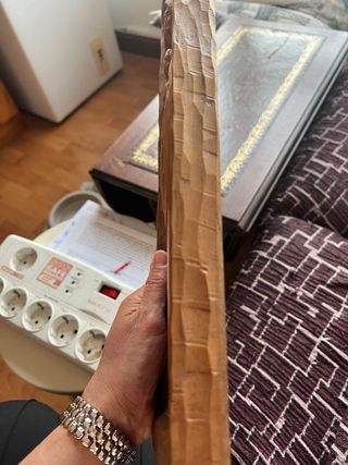 Figura Religiosa Tallada a Mano