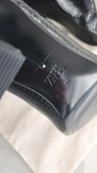 Botas tacón Zara efecto piel serpiente
