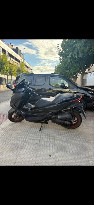 Honda Forza 125 – 11.000 km reales – Muy cuidada