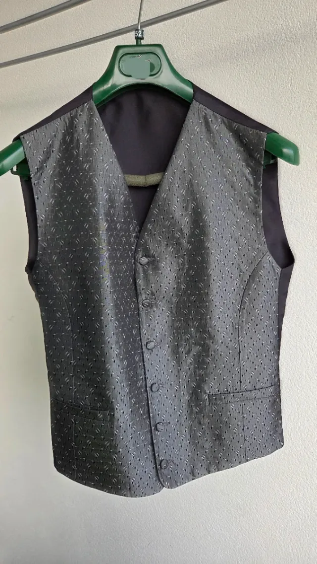 Traje de ceremonia negro