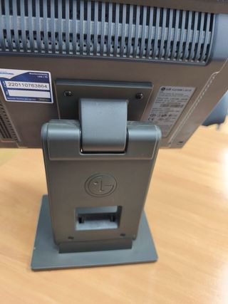 2 Monitores LG Flatron