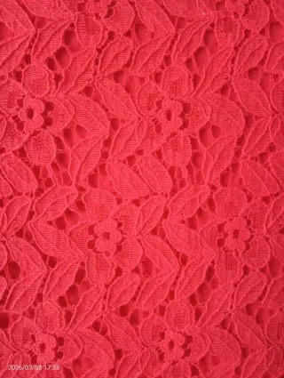 Vestido coral encaje