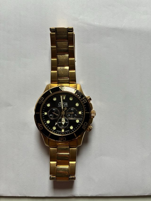 Reloj Lotus Cronógrafo Dorado Negro