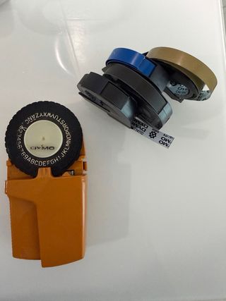 Máquina de etiquetas Dymo antigua