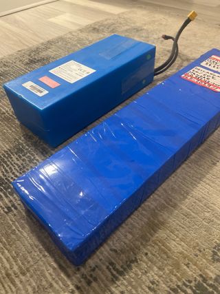 Baterías rotas Patinete Eléctrico 52V13Ah/48V13Ah