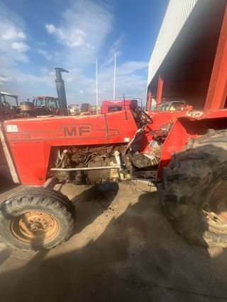 Tractor Massey Ferguson 275
